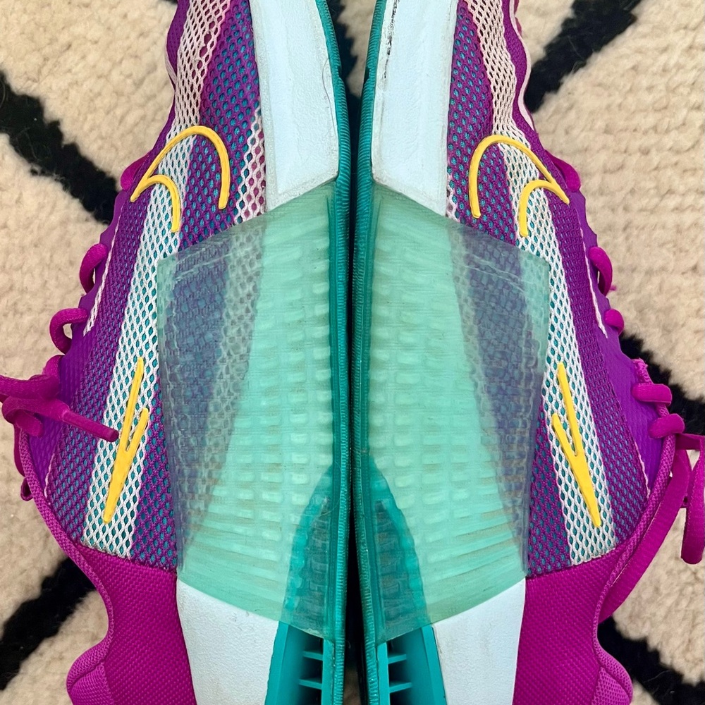 Women's Nike Metcon 9 AMP Training Shoes, size 8 (us), gently used. - Picture 3 of 13